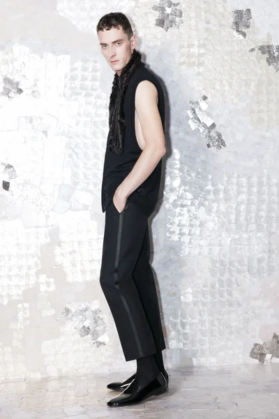 Look 14